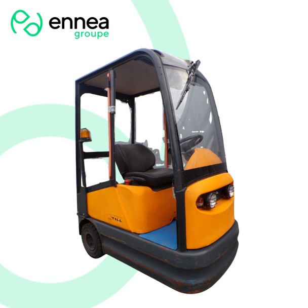 Chariot tracteur  d'occasion Still P60