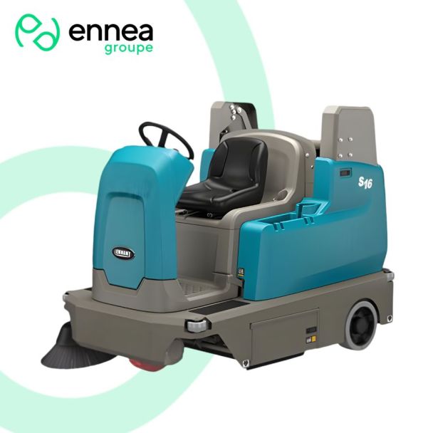 Balayeuse industrielle d'occasion Tennant S16