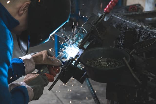 Équipements industriels reconditionnés : vos garanties pour une qualité sans compromis